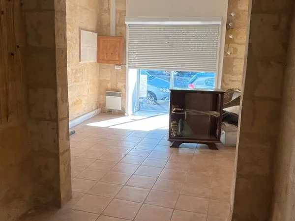 Local commercial 43,5 m² - Bordeaux proche Gambetta - Murs en pierre
