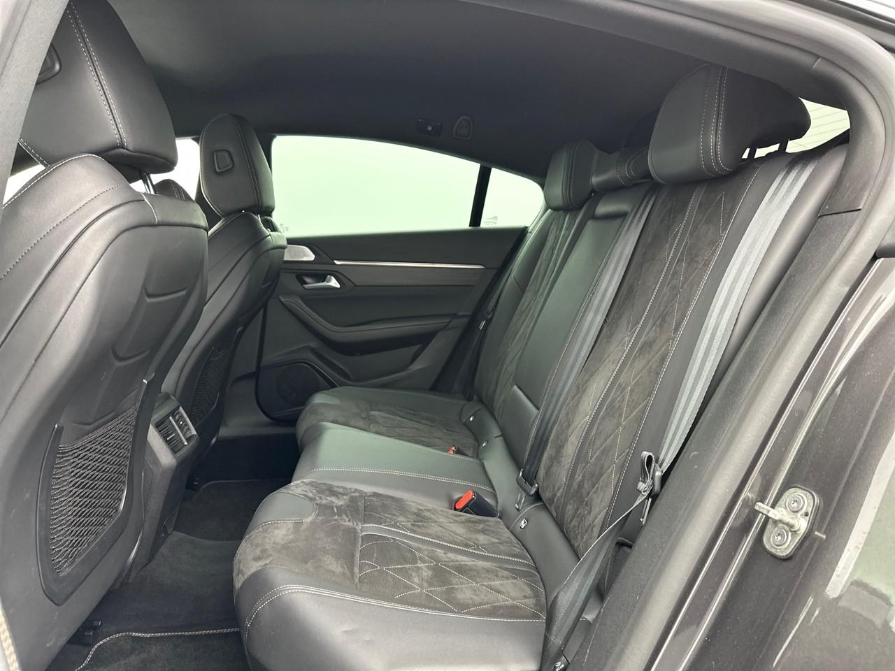 Peugeot 508 hybrid 225 e-eat8 gt pack — photo 12