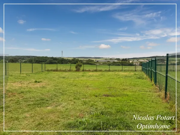 Terrain 544 m²