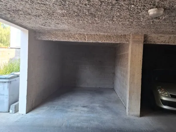 Stationnement Vente Rennes   23000€