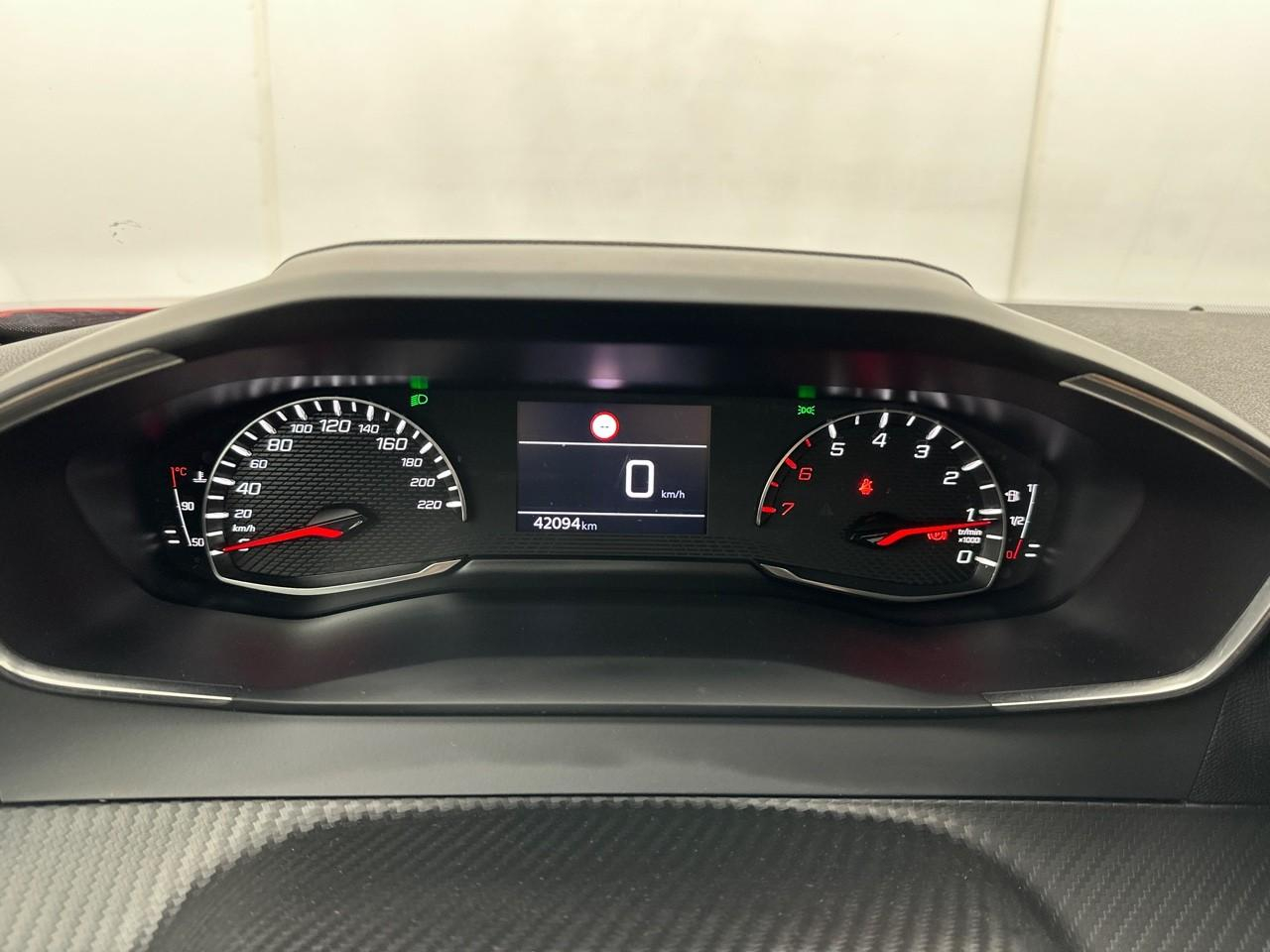 Peugeot 2008 puretech 100 s&s bvm6 allure — photo 21