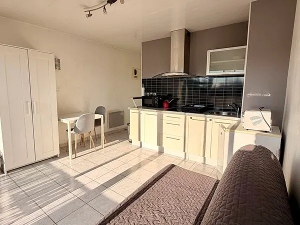 Studio 1 pièce 16 m²