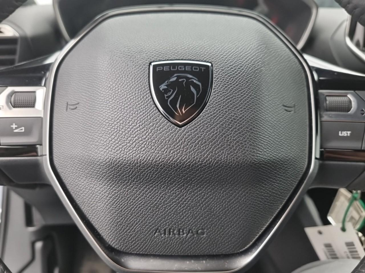 Peugeot 2008 100 s&s bvm6 style — photo 24