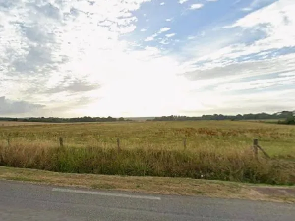 Terrain 13430 m²