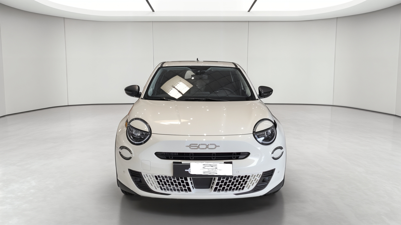 Fiat 600 1.2 HYBRID 100 CH DCT6 — photo 8