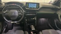 Peugeot 2008 1.2 PureTech 130ch S&S GT EAT8 — photo 11