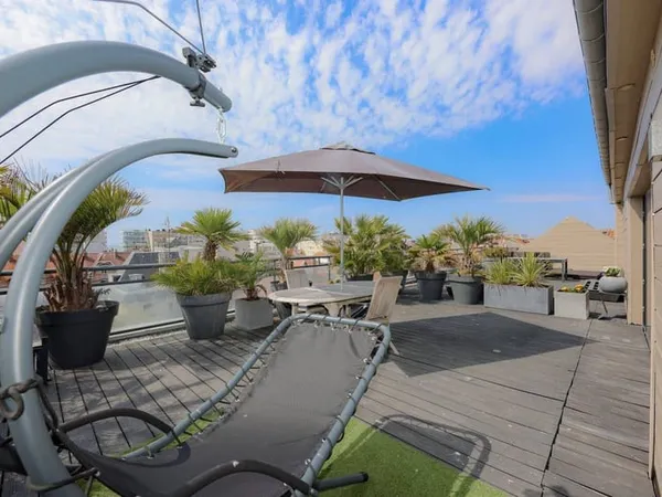 Appartement 6 pièces 202 m²