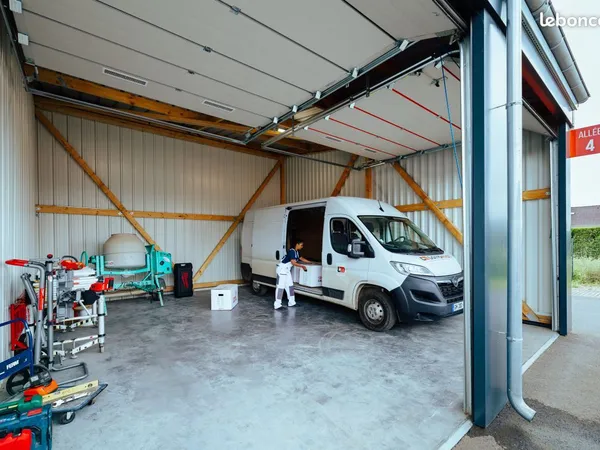 Local 56 m²