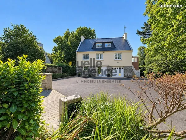 Maison 8 pièces 194 m²