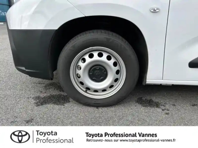 Toyota Proace city medium 130 d-4d start bva mc24 — photo 15