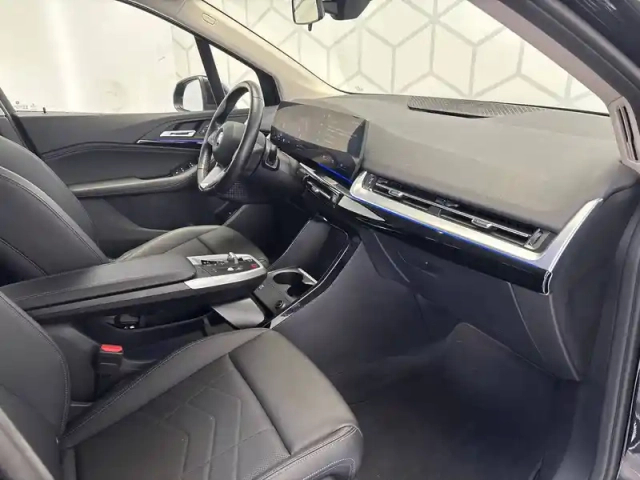 Bmw Serie 2 active tourer 218d 150 ch dkg7 — photo 93