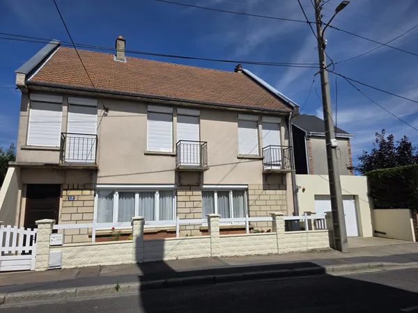 EXCLUSIVITE PLACE SAINTE CECILE