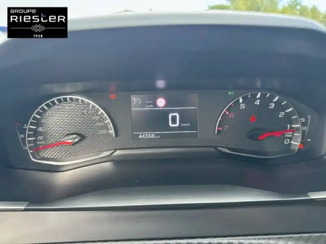 Peugeot 208 puretech 75 s&amp;s bvm5 — photo 10