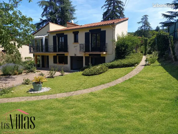 Maison 7 pièces 160 m²