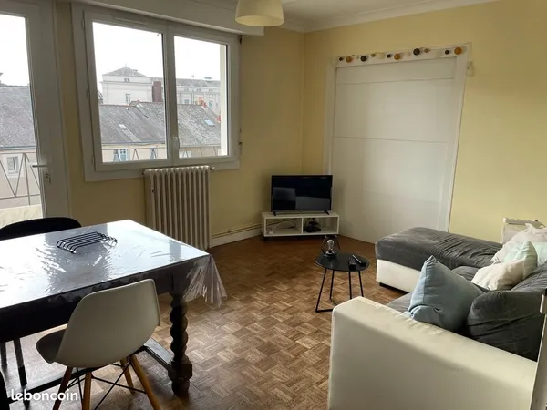 Chambre disponible dans une colocation de 4 personnes