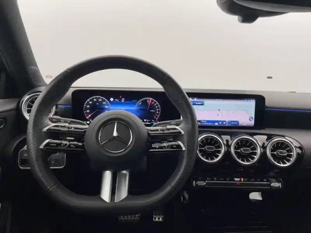 Mercedes Classe A 250 e hybrid eq 8g-dct — photo 22