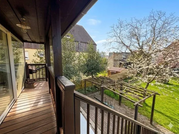Maison 9 pièces 238 m²