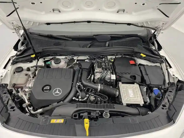 Mercedes Gla 250 e 8g-dct — photo 20