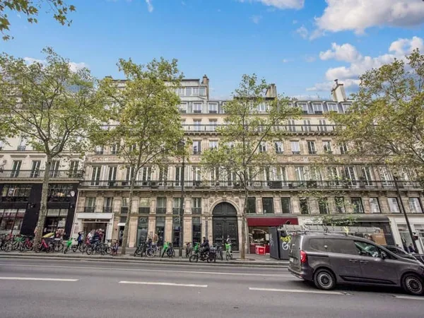 Bureaux 102 m²