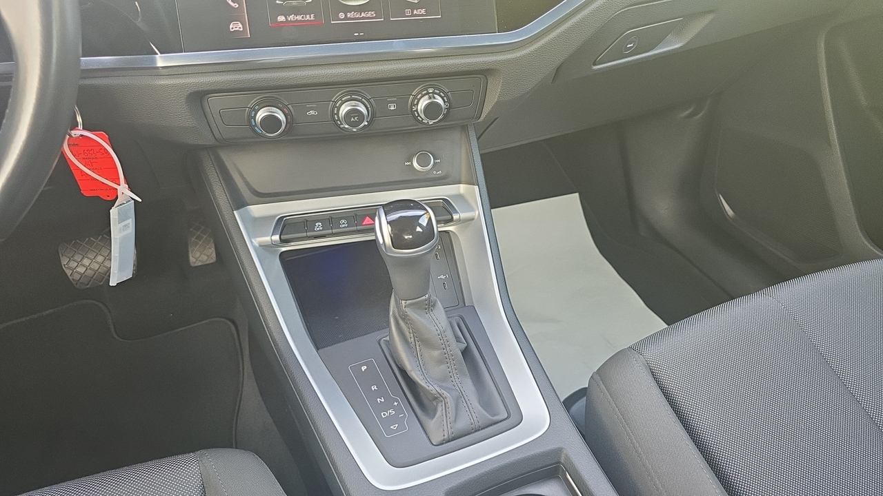 Audi Q3 35 TDI 150 ch S tronic 7 — photo 18