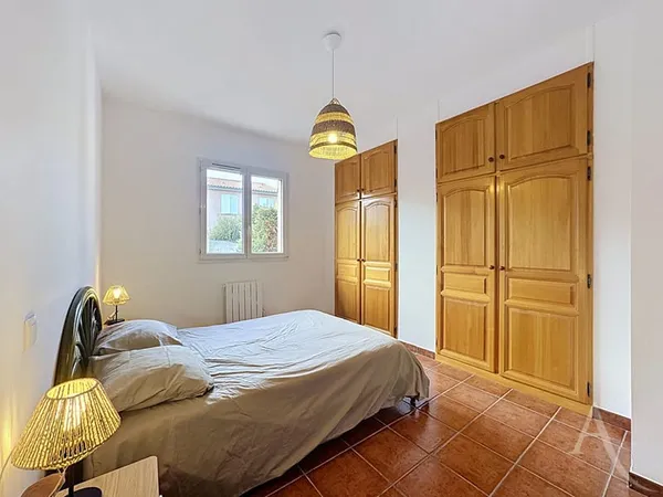 COLOCATION MEUBLÉE ? CHAMBRE AVEC DOUBLE PLACARD