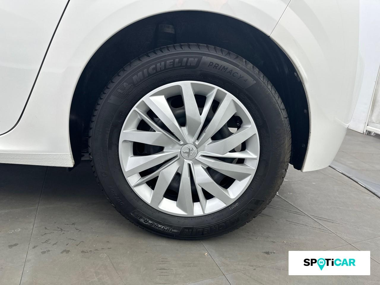 Peugeot 208 1.2 puretech 75ch s&s like — photo 11