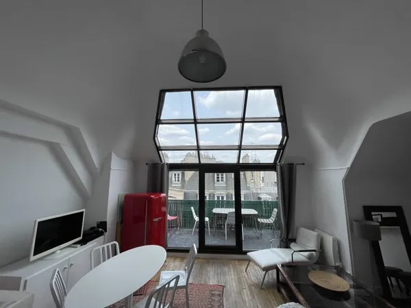 Loue appartement atypique