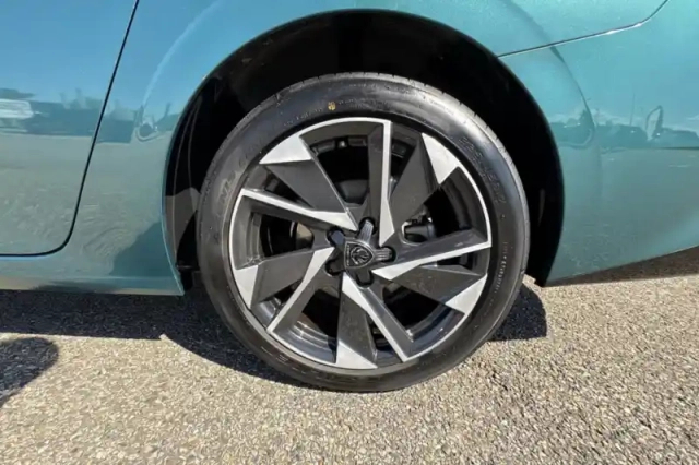 Peugeot 308 sw puretech 130ch s&amp;s eat8 — photo 29
