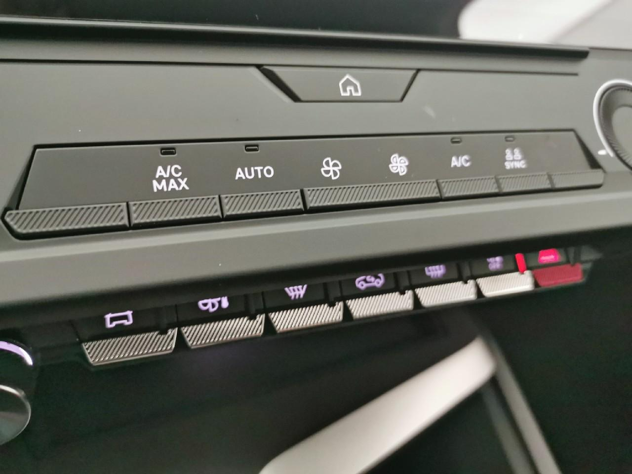 Peugeot 308 sw hybrid 145 e-dcs6 style — photo 23