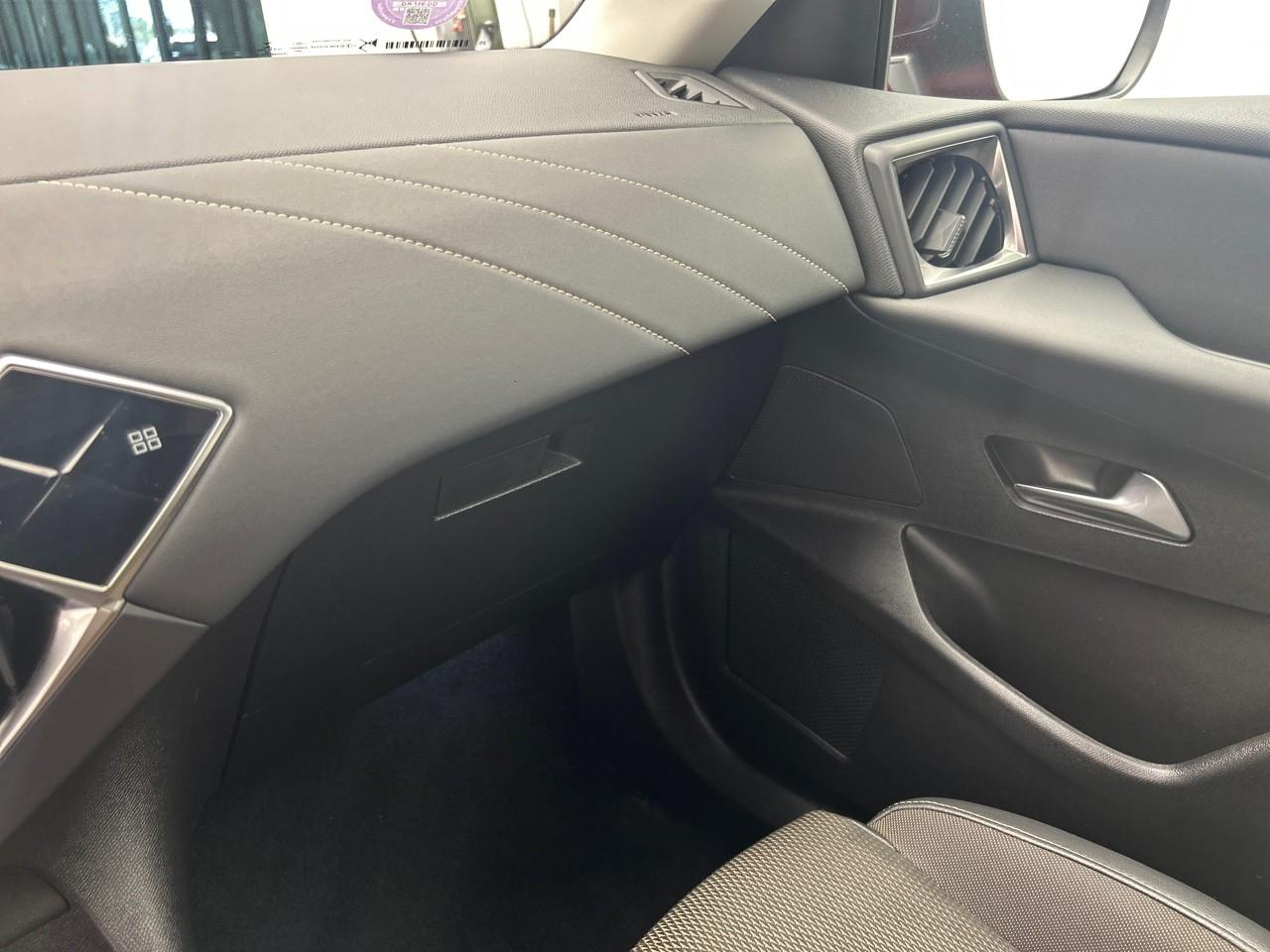 Ds Ds 3 crossback puretech 130 eat8 montmartre — photo 30