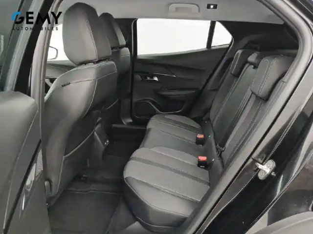 Peugeot 2008 puretech 130 s&amp;s eat8 — photo 27
