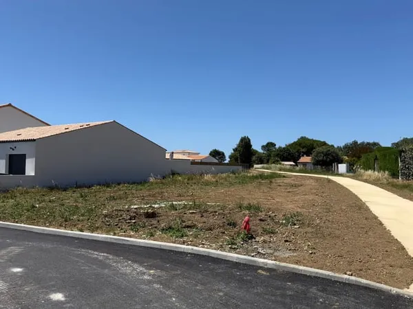 Terrain 394 m²