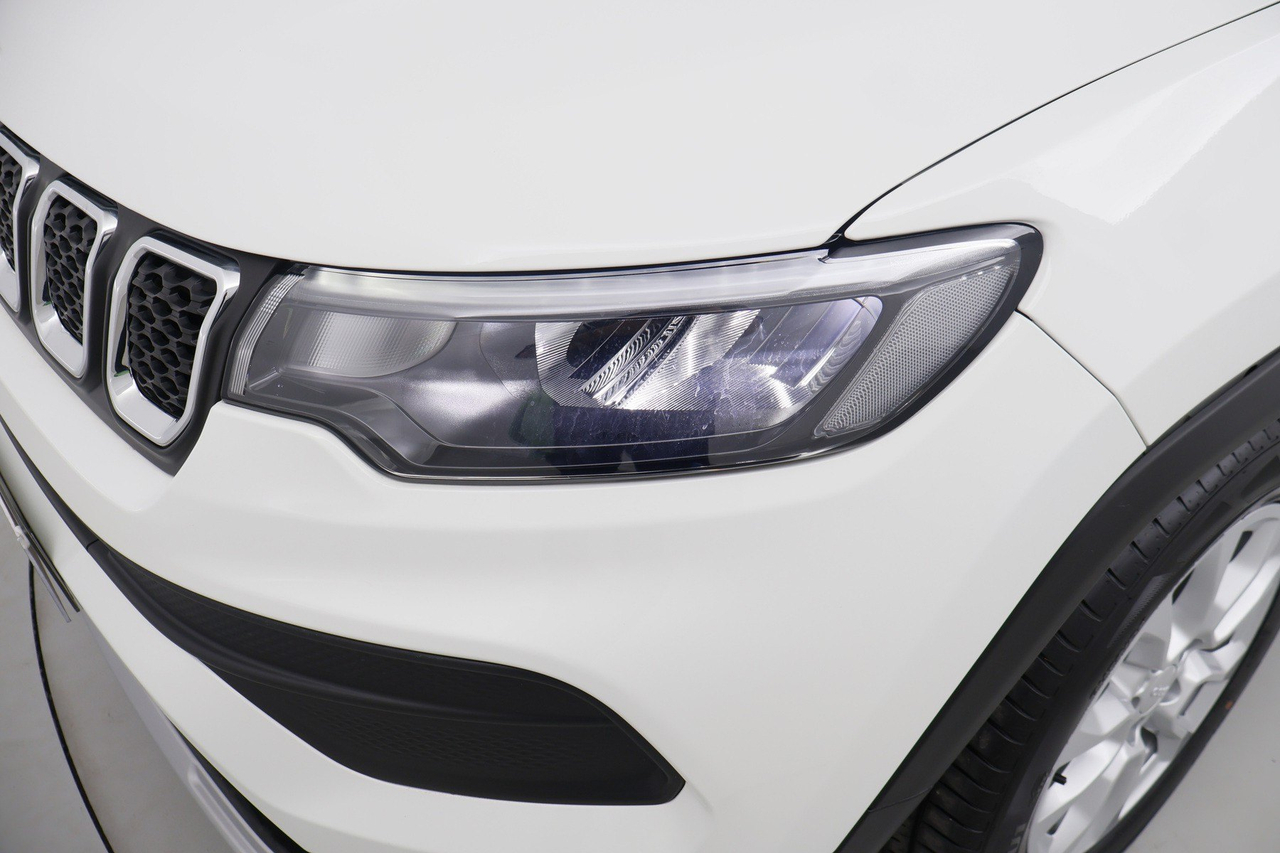 Jeep Compass — photo 9