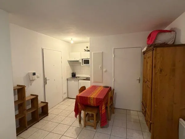 Studio meublé de 20 m² - Lyon 7e