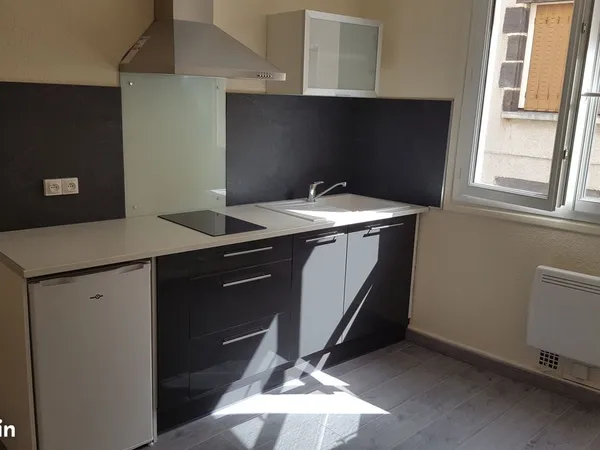 Appartement Location Clermont-Ferrand 2p 25m² 380€