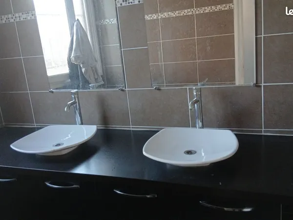 À LOUER - STUDIO DE 39 m² - 650