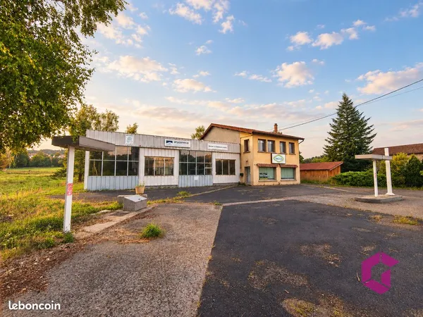 Garage 378 m² Viverols