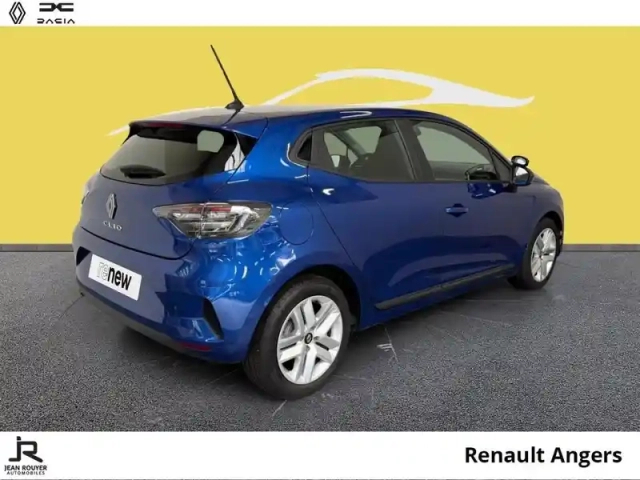 Renault Clio 1.5 blue dci 100ch evolution - 24 auto ecole — photo 13