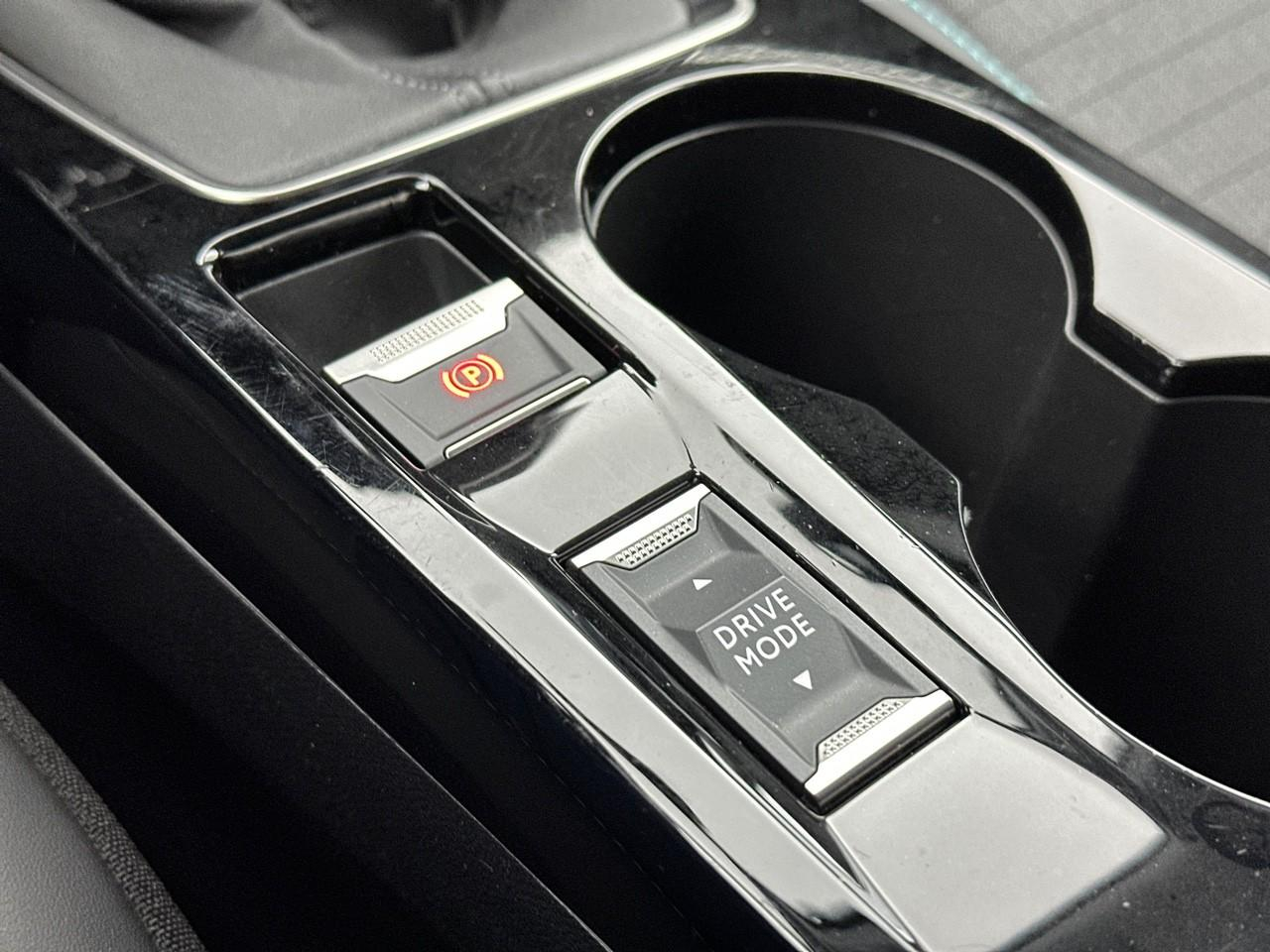 Peugeot 2008 puretech 100 s&s bvm6 allure — photo 31
