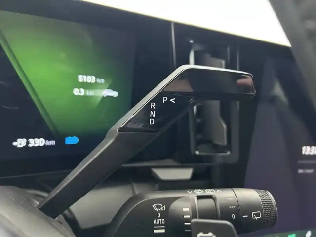 Renault Megane e-tech 220 ch autonomie confort gsr2 — photo 53