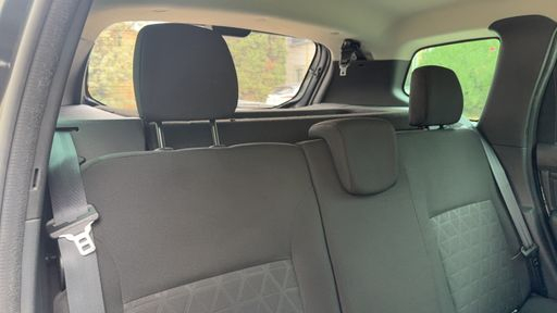 Dacia Duster 1.5 dCI 110 - Prestige – 2015 – 149178 km – Diesel – Boîte Manuelle — photo 31