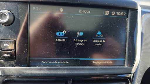 Peugeot 2008 PURETECH 110CH - Crossway – 2018 – 49852 km – Essence – Boîte Manuelle — photo 3