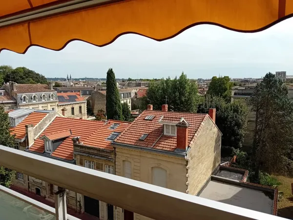 Vends appartement jolie vue - 101 m²