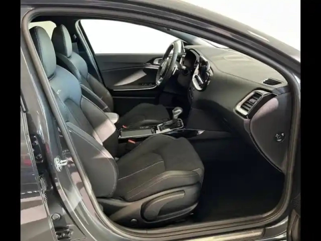 Kia Ceed pro 1.5 t-gdi 140ch gt-line premium dct7 — photo 11