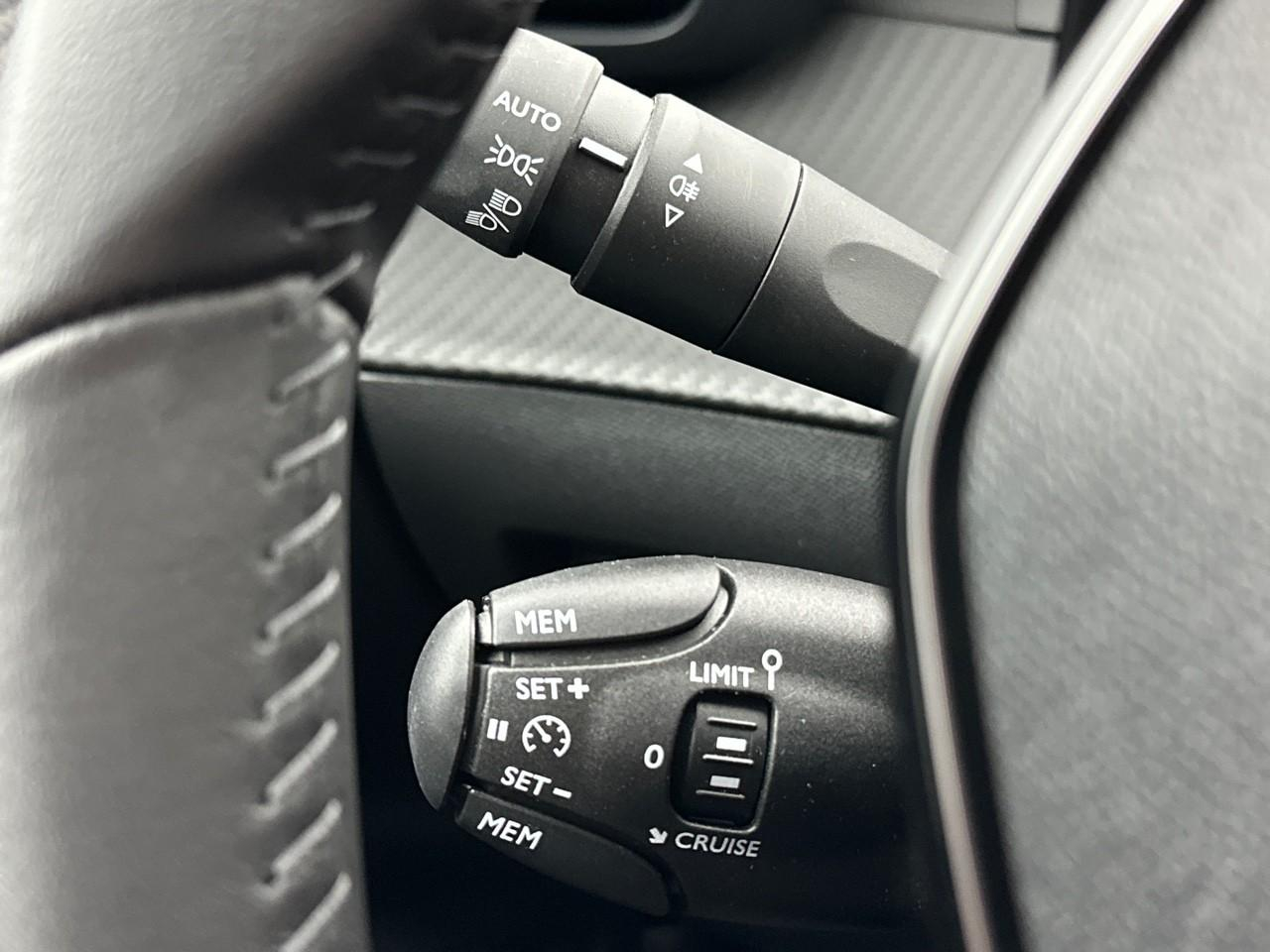 Peugeot 2008 100 s&s bvm6 style — photo 17