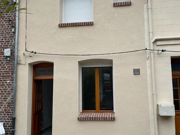 T3 rénové dans une maison mitoyenne, secteur Faubourg d'Isle à Saint-Quentin