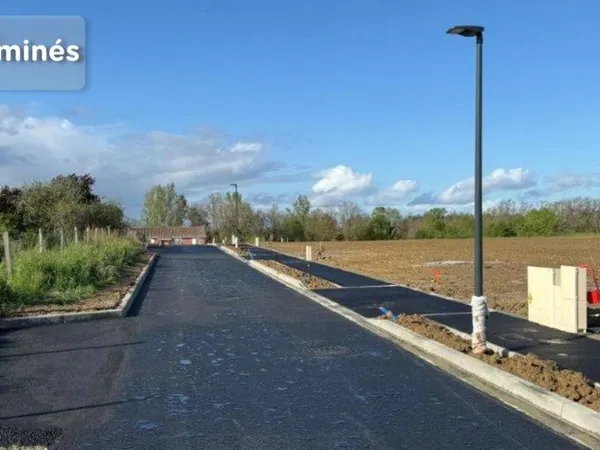 Terrain 814 m² Le Burgaud