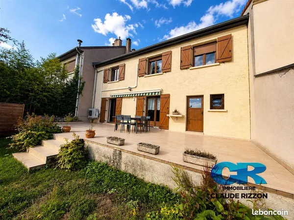 Maison familiale a woippy village