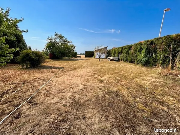 Terrain 669 m² Spoy