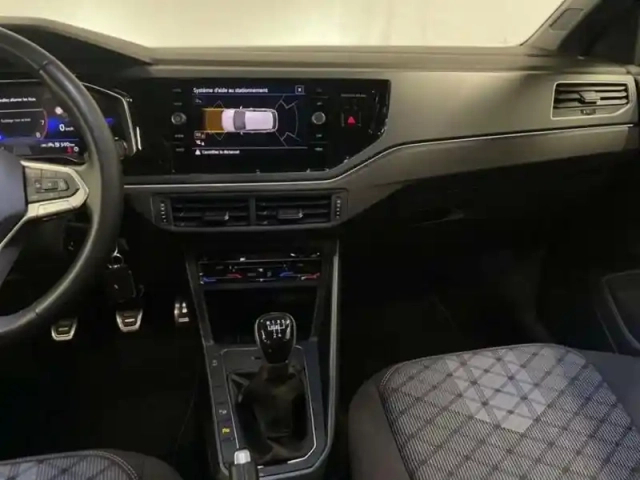 Volkswagen Polo 1.0 tsi 95 s&amp;s bvm5 r-line edition — photo 10
